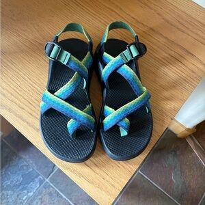 CHACO WOMEN SANDALS